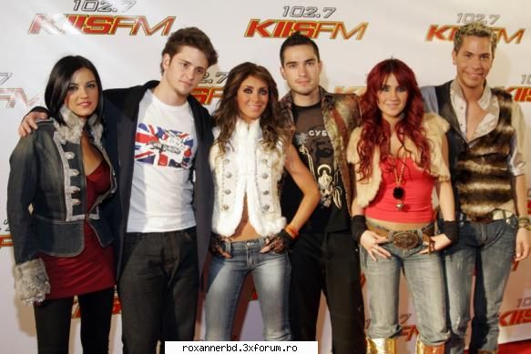 poze RBD - BUNAAAA eu sunt noua p forum s sper s n intelegem - RBD